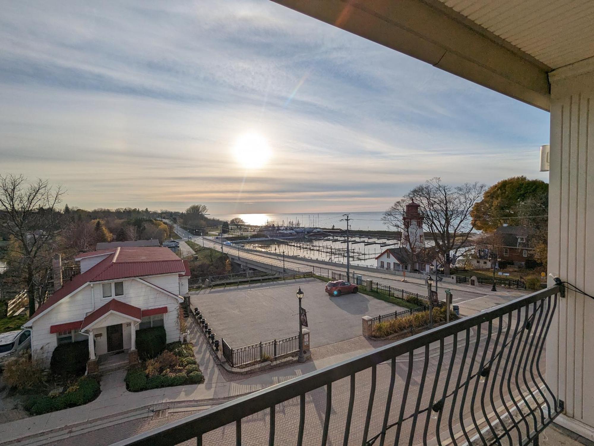 Inn At The Harbour Kincardine Zewnętrze zdjęcie